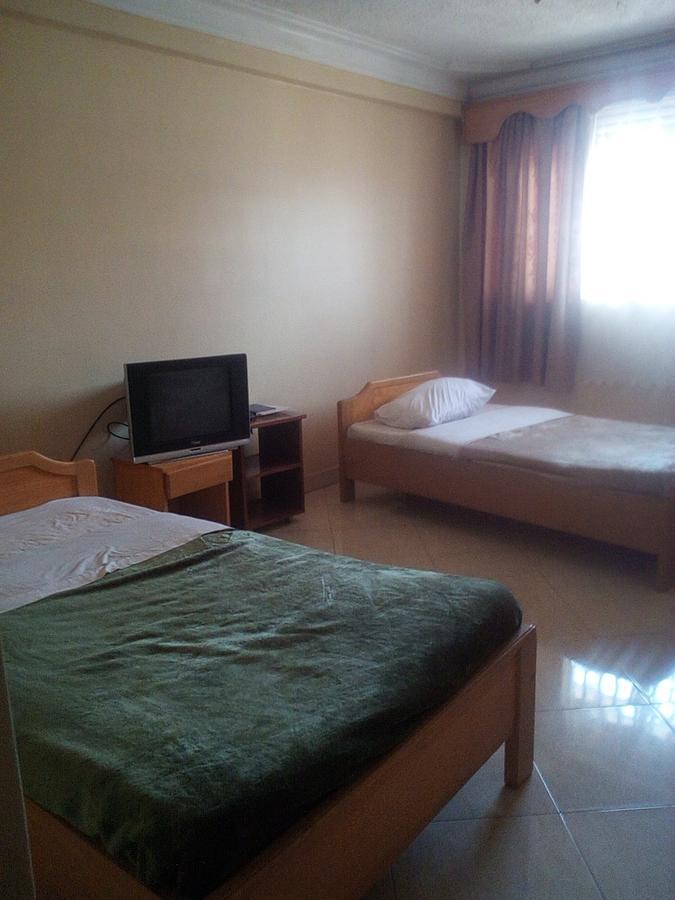 Mamba Hotel カンパラ エクステリア 写真
